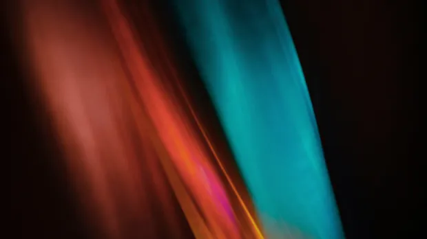 Colourful optical fibres